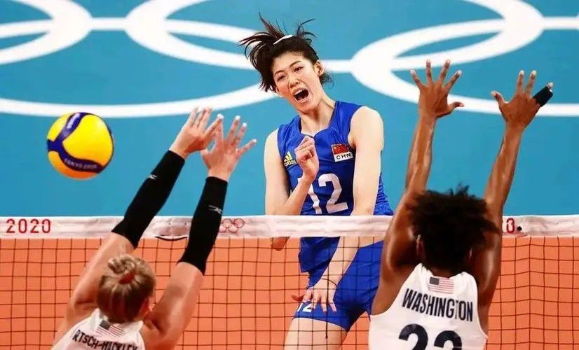赛后阿尔特塔表示：“我当时是在向马丁内利挥手！
